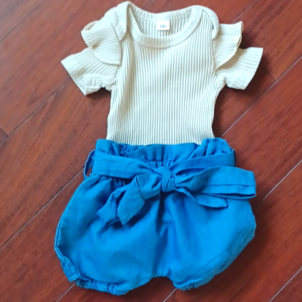 ADORABLE  Baby Outfit- 2 piece